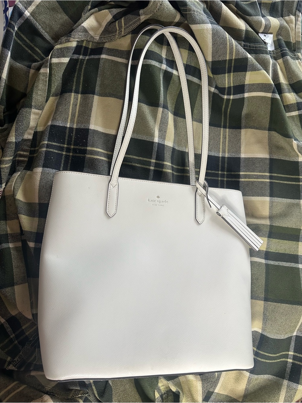 New kate spade White Leather Tote with Tassel Charm